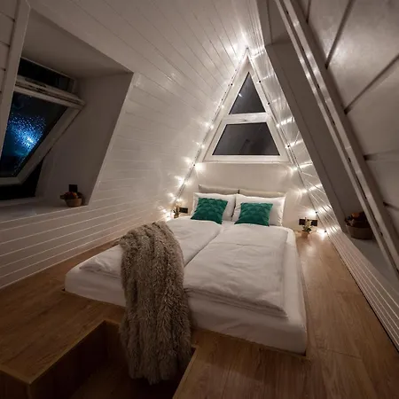 Euphoria - Luxury Vlasic